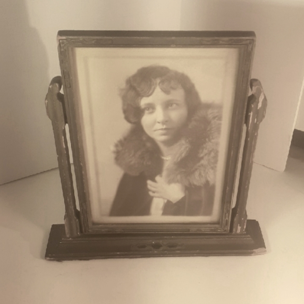 Antique Art Deco Picture Frame Swinging Tilt With Picture.